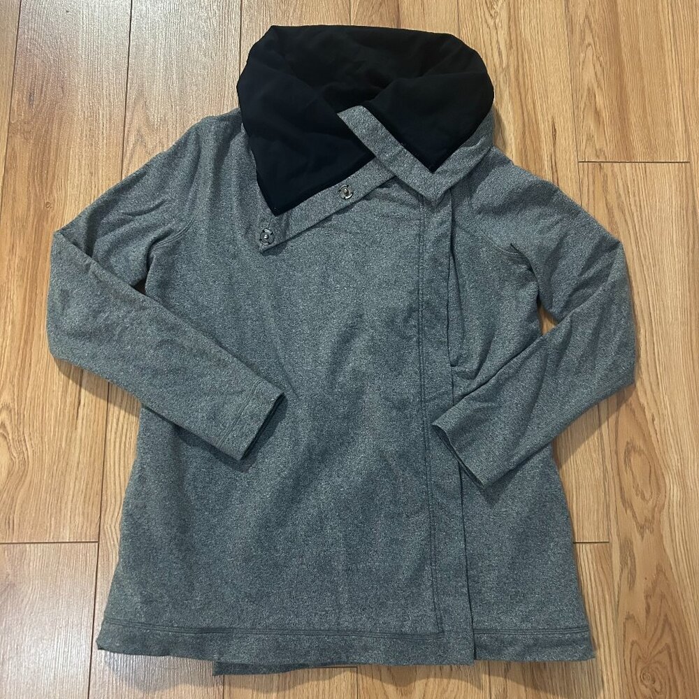 Lululemon Savasana Wrap Jacket Size 10 Grey Long Lounge Yoga Athleisure - Picture 1 of 5